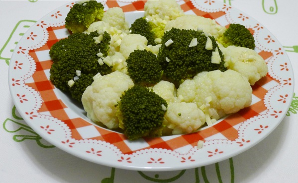 Karnabahar ve Brokoli Salatası Tarifi