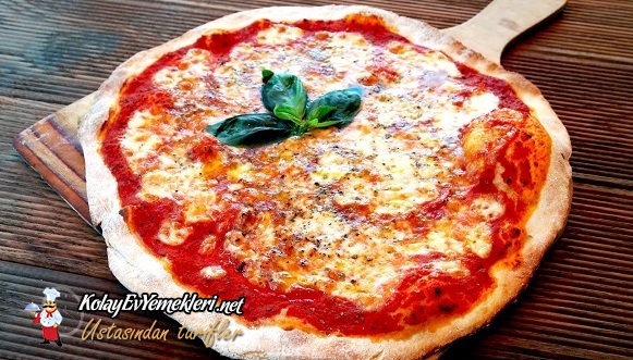 Mozarella Peynirli Pizza Tarifi