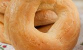 Bagel (Amerikan Ekmeği) Tarifi